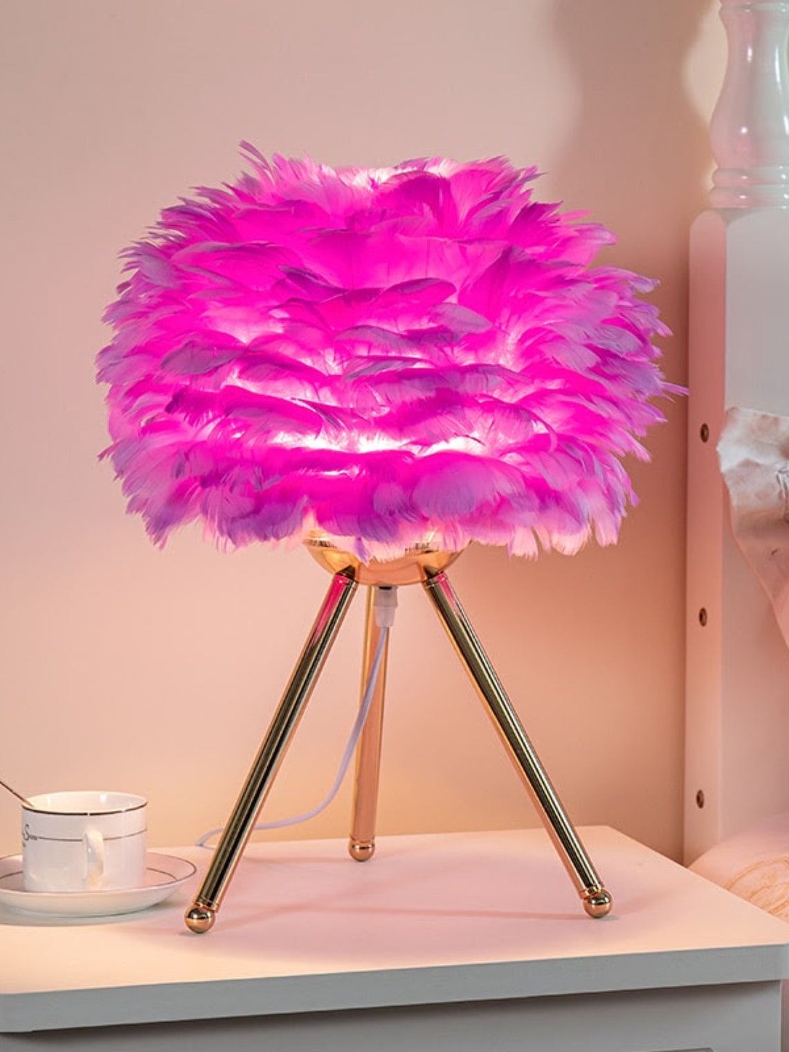 Feather Table Lamp With Elegant Gold Stand , Luxury Desk Lamp, Girl's