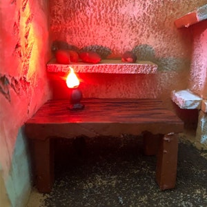 Bench candle with very realistic fire effect ideal for nativity scenes, dioramas, modelling