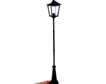 Antiqued floor lamp black color for cribs and dioramas with micro lamp warm light 12v - DL58