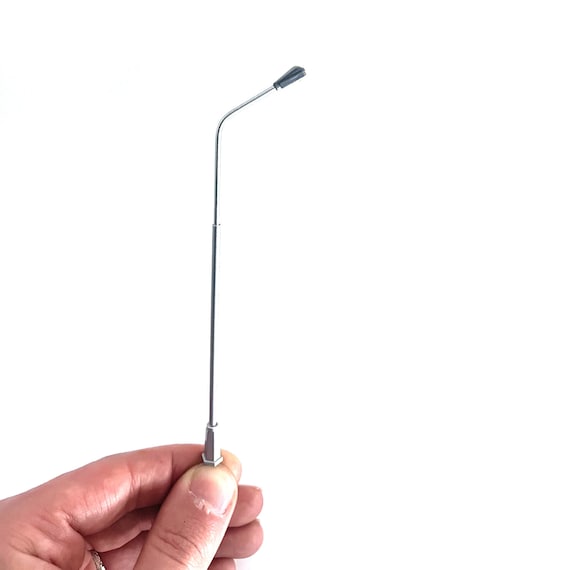 Lampione stradale in scala 0 con micro led SMD per modellismo e diorami FR07