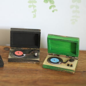 Colourful Record player - Dollhouse Miniature