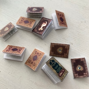 Zestaw książek poetyckich - Miniatura książki „Domek dla lalek”