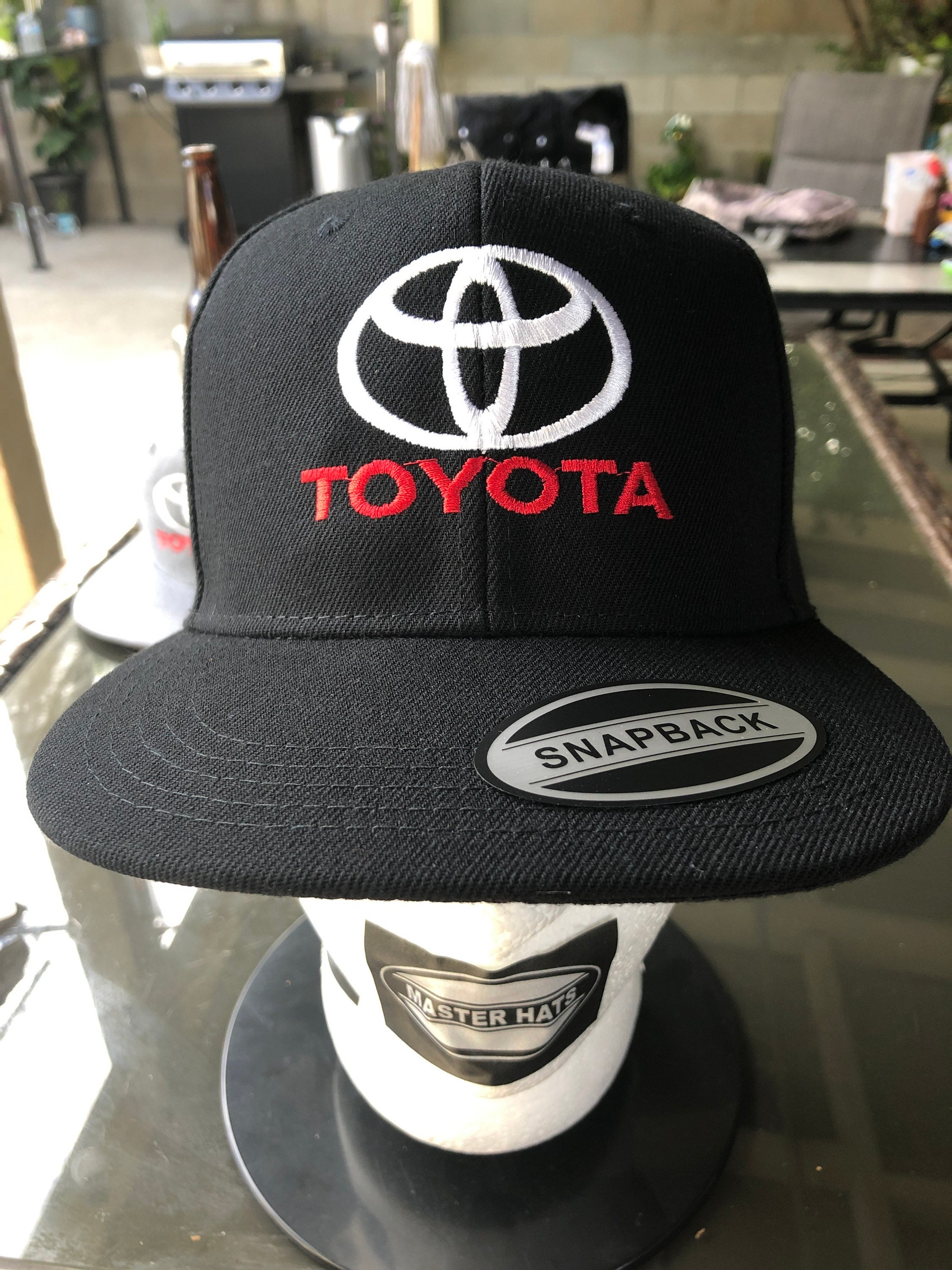 TOYOTA Circle Retro Racing Stripes Black Snapback Trucker Hat With