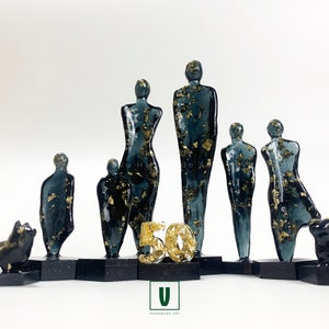 Personalized Abstract Sculpture Art Family of 6 | Bronze, Silver, Gold Wedding Anniversary, Custom family portrait figurine decor