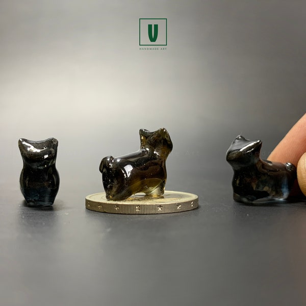 Miniature Crystal Black Cat Sculpture: A Captivating Figurine for Cat Lovers | Handcrafted Glass Polish Cat Fairy Garden Decor