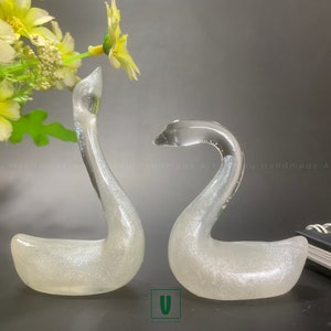Crystal Swan Cake Topper: Handmade Resin Love Birds Wedding Decoration
