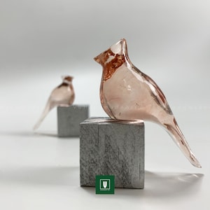Resin Bird Sculpture: Minimalist Table Decor, Bird Lover Gift