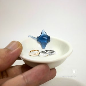 Clear Sapphire Blue Manta Ray Ring Dish Holder | Ceramic Plate with Fish Sculpture | Ocean-inspired Jewelry Organizer