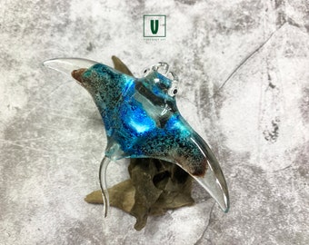 Resin art Ocean Manta Ray Sculpture Figurine, Unique Home Decor | Ocean lover gifts, Ocean scene, Ocean bathroom decor