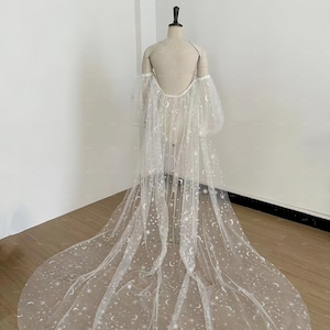 Shiny Moon Star White Wedding Cape with Pop Sleeves bicep cape Gorgeous arm cape Sparkling Chapel/Cathedral bicep cape for Bride Party cape