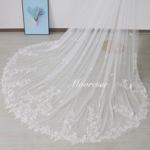Clear Sequins Leaf Lace wedding veil Vintage Bridal Veil with comb 1T Cathedral Tiny leaf lace Veil fingertip Veil Church lace veil Custom