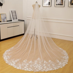 Elegant Embroidered Beaded flower lace Ivory Veil Gorgeous lace Dreamy Cathedral Bridal wedding Veil Boho Chapel Photography veil 1T Custom