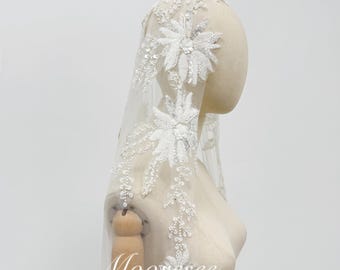 Beaded floral lace mantilla Veil with comb Stunning floral lace wedding Veil Cathedral long veil Bridal Spanish look church mantilla veil