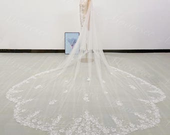 Scalloped Veil Beaded floral lace mantilla veil lace wedding veil with comb Gorgeous Church long mantilla Veil Bridal lace veil long-Heavy