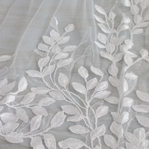 Clear sequins Leaf Lace wedding veil Vintage 3D Branch Leaf Lace veil 1T Cathedral Veil for Bride Boho lace veil Custom