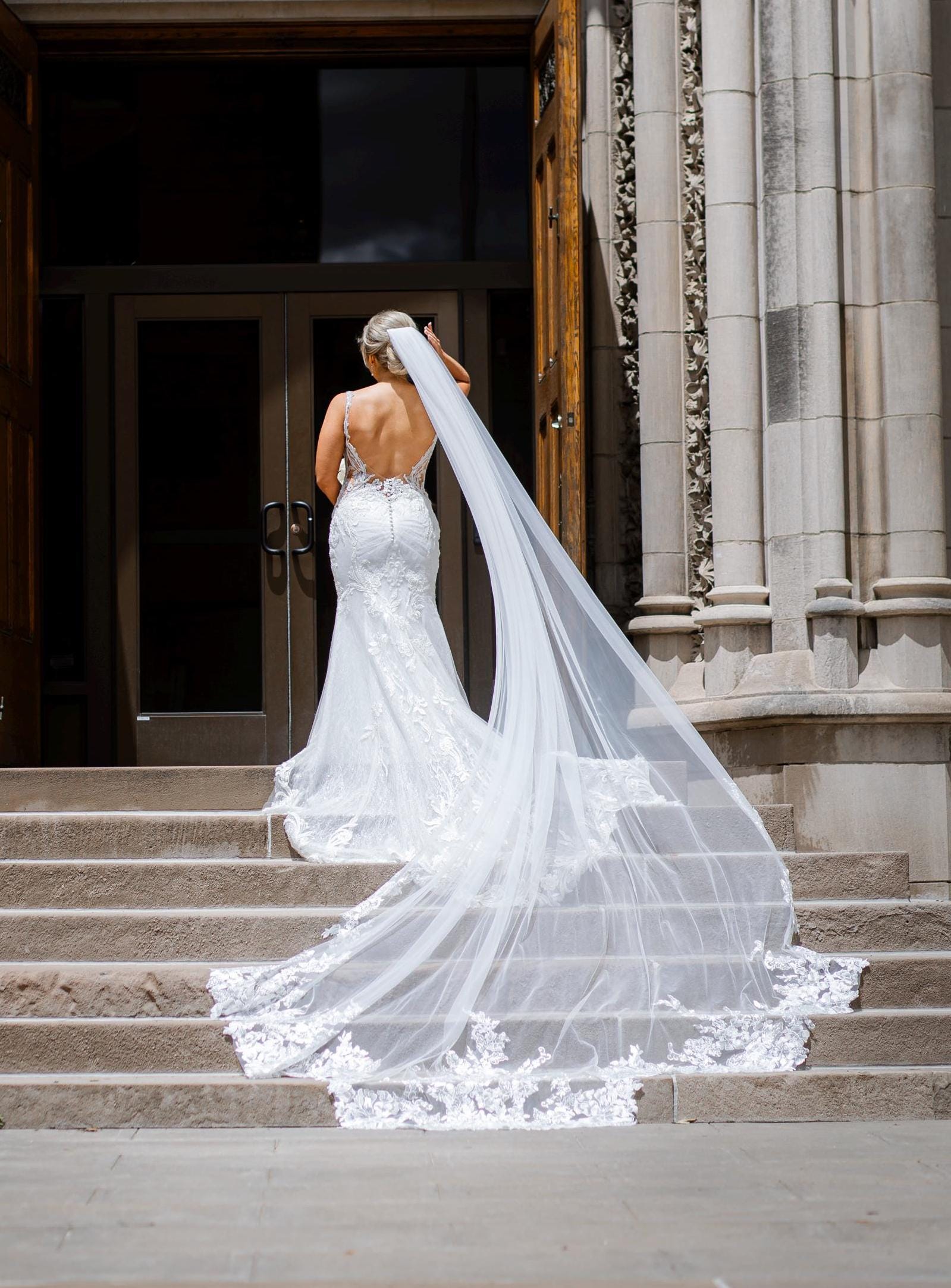Boho Stunning Floral Lace Wedding Veil Sparkle Floral Lace  display picture 1