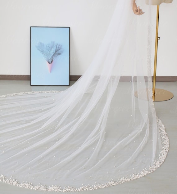 Elegant Pearls Tulle With Pearled Edge Wedding Veil Vintage 