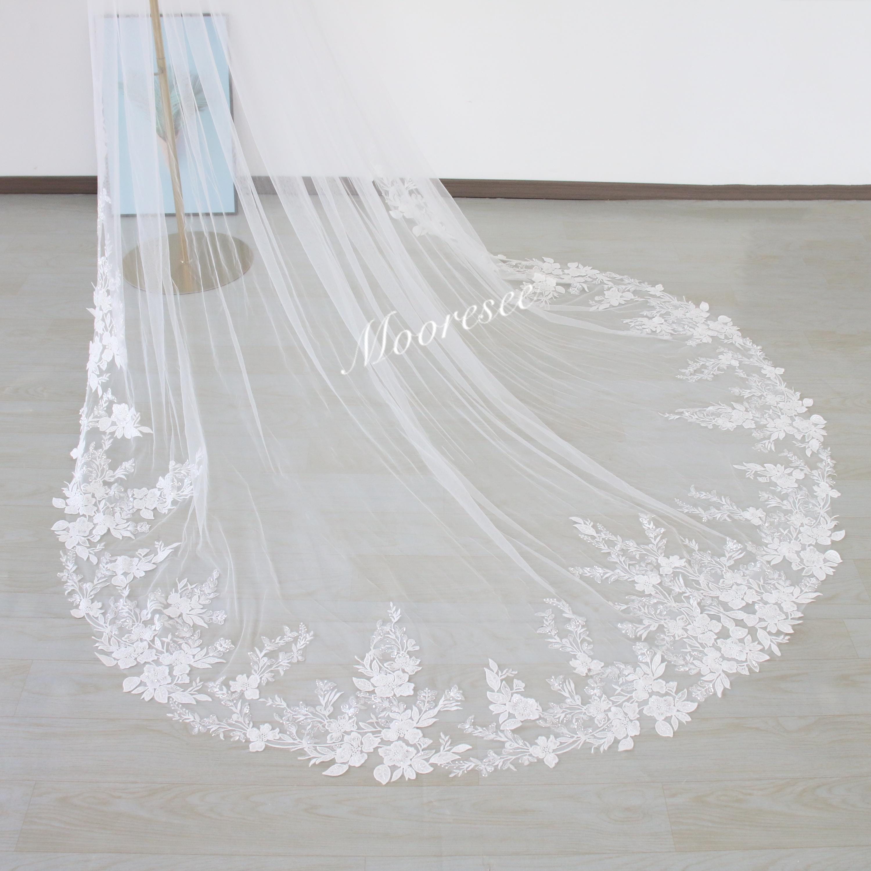 White beaded flower lace bridal veil Shimmering floral lace Wedding Veil with comb 1T Cathedral Veil Chapel veil Elegant ivory tulle veil