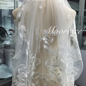 Leaf Lace wedding veil Vintage Wedding Veil with comb 1 Tier Cathedral Wedding Veil for Bride fingertip Veil Chapel veil Custom made veil image 7