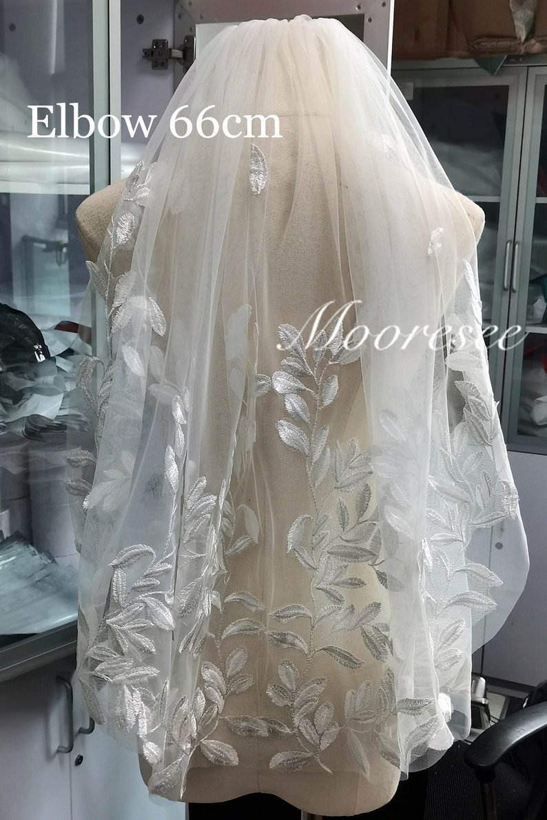 Leaf Lace wedding veil Vintage Wedding Veil with comb 1 Tier Cathedral Wedding Veil for Bride fingertip Veil Chapel veil Custom made veil image 7