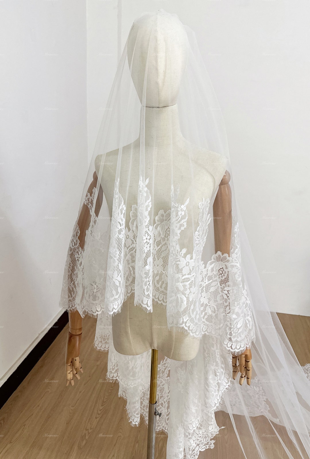 Dreamy Dramatic Drop White French Floral Eyelash Lace Cathedral Wedding Veil Scattered Floral Lace Tulle Chapel Veil | David main image 2