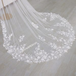Pearled flower lace bridal veil 3D petal floral lace Wedding Veil with comb 1T Cathedral Veil Chapel veil Elegant ivory tulle veil