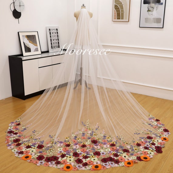 Beauty embroidery colorful flower veil handmade veil Vintage bridal Veil with comb 1T Colorful flower Cathedral Veil Chapel Gorgeous veil