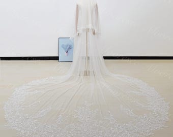 Sparkle white beaded tiny leaf lace blusher veil Vine Florals bridal veil Cathedral wedding veil Vintage Veil with comb-heavy lace veil