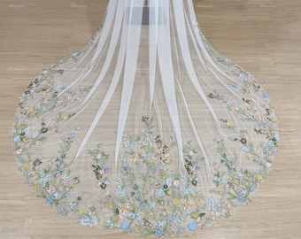 Wildflower lace veil Embroidered floral leaf Lace ivory Veil with comb 1 Tier Secret Garden Lace Wedding Veil Lace Veil Custom Veil