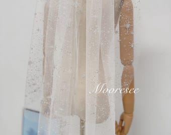 Galaxy Wedding Veil Shiny Silver Stars Bridal Veil Dreamy Luxury Sparkling Glittering Wedding Veil Fingertip Stars tulle Wedding Veil