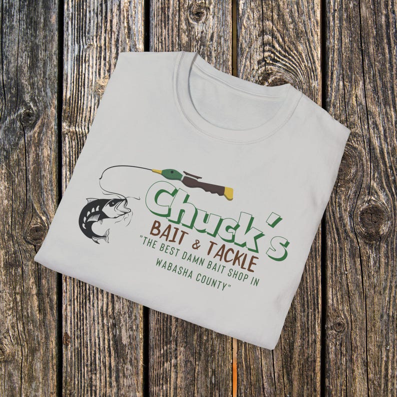 Camiseta vintage de Chucks Bait Shop, camiseta retro de pesca, camiseta de la vida en el lago, regalo para papá, camiseta de pescador del Medio Oeste, inspirada en Grumpy Old Men. imagen 5