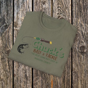 Camiseta vintage de Chucks Bait Shop, camiseta retro de pesca, camiseta de la vida en el lago, regalo para papá, camiseta de pescador del Medio Oeste, inspirada en Grumpy Old Men. imagen 9