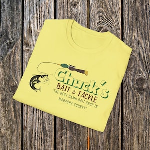 Camiseta vintage de Chucks Bait Shop, camiseta retro de pesca, camiseta de la vida en el lago, regalo para papá, camiseta de pescador del Medio Oeste, inspirada en Grumpy Old Men. imagen 8