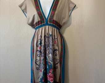 Size Small Vintage Y2K/2000s Flying Tomato Chartreuse Green and Blue Boho Patterned Printed Plunge Vneck Mini Dress