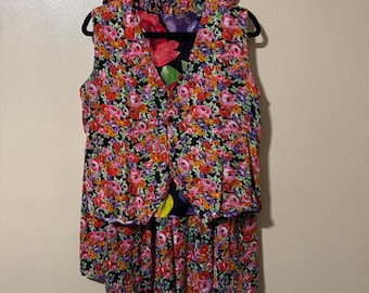 Size M-L Vintage 80s/90s Bright Colorful Reversible Floral Printed Tiered Maxi Skirt and Vest Two Piece Set Summer Cottagecore