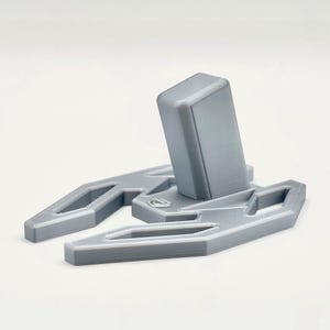 Cyberpunk Style Glock Display Stand - Compatible with G 17 17C 17L 18 18C 19 19C 19X 26 34 45 - Custom Colors - 3D Printed