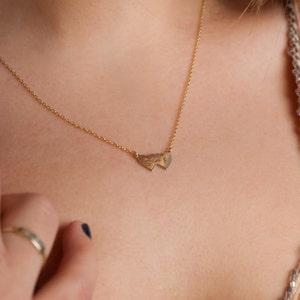 Collar personalizado de dos corazones iniciales con símbolo de infinito, collar personalizado de dos letras, collar inicial de corazón delicado, regalo de novia
