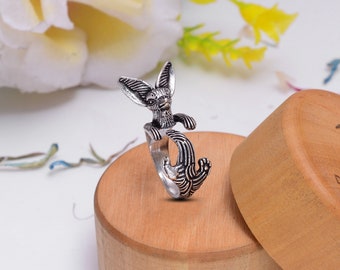 Kangaroo Wrap Ring, Silver  Animal Jewelry, Adjustable Wildlife Accessory