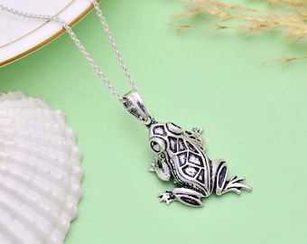 Frog Pendant Necklace
