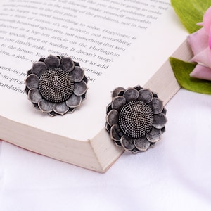 Pendientes de girasol, pendientes de girasol de plata, pendientes de flores de plata de ley Boho, joyas de girasol, pendientes de flores, perno Boho