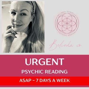 Op de afbeelding: Een zwart-witportret van een persoon met een hoofdband, naast een cirkelvormig logo met de tekst Belinda Danielle Psychic Medium en de handtekening Belinda xo. Daaronder toont een donkerroze banner de tekst URGENT PSYCHIC READING ASAP - 7 DAYS A WEEK.