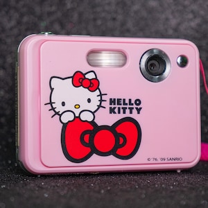 Hello Kitty Camera Sanrio Duo - Y2k Digicam CCD - Pink - Fully