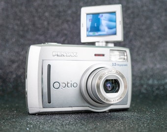 SONY DSC-T2 ホワイト Amazon | ソニー サイバーショット DSC-T2 8MP デジタルカメラ