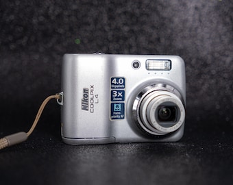 Nikon Coolpix L4 - Y2k Digicam - 4 Mp - Fully Working - Batteries