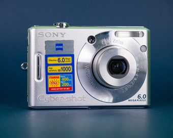 Sony Cyber-shot DSC-W30 - Appareil photo numérique 2000 ans - 6 MP - Testé / Fonctionne - FONCTIONNEMENT EXPRESS