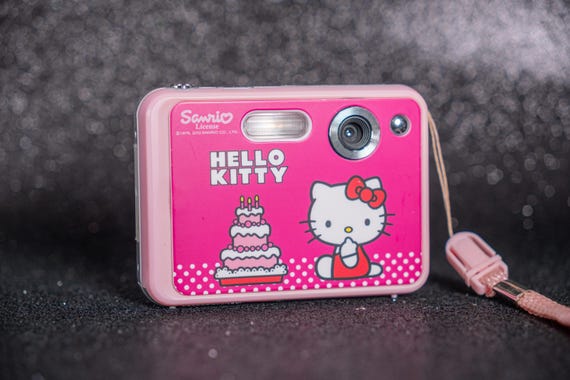 Hello Kitty Camera Sanrio Duo - Y2k Digicam CCD - Pink - Fully