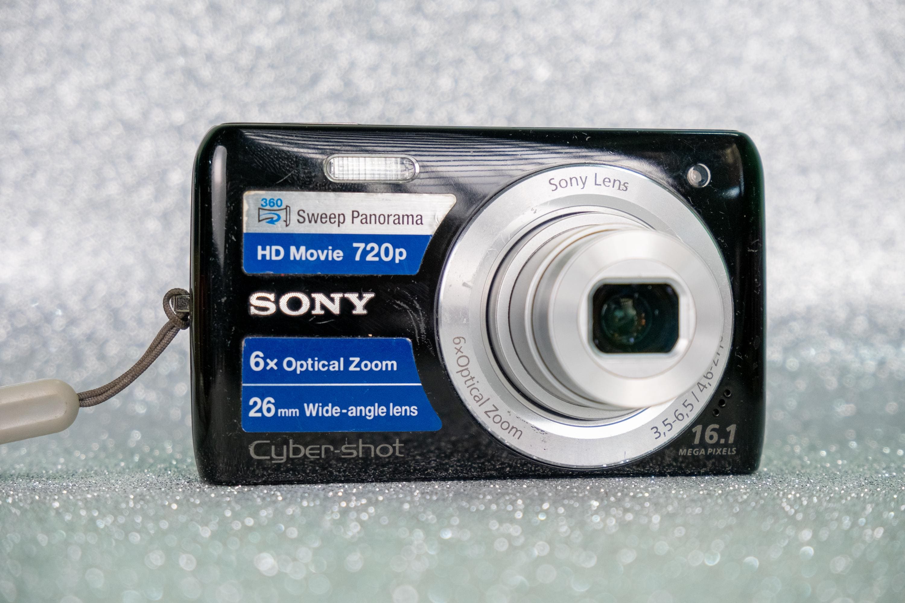 Sony Cybershot DSC-W670 - Y2k Digicam CCD - 16.1 Mp - Fully Sony Cybershot DSC-W670 - Y2k Digicam CCD - 16.1 Mp - Fully
