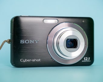 Sony Cyber-Shot DSC-W310 - Appareil photo numérique 2000 ans - 12,1 mégapixels - Noir - Testé / Fonctionne