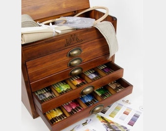 DMC ビンテージ引き出し Vintage Wooden Chest with 500 skeins assortment