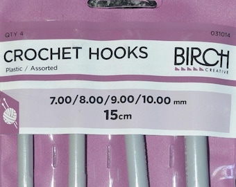 Birch Crochet Hook with Comfortable Plastic Handle - Set of 4 (7mm - 10mm)